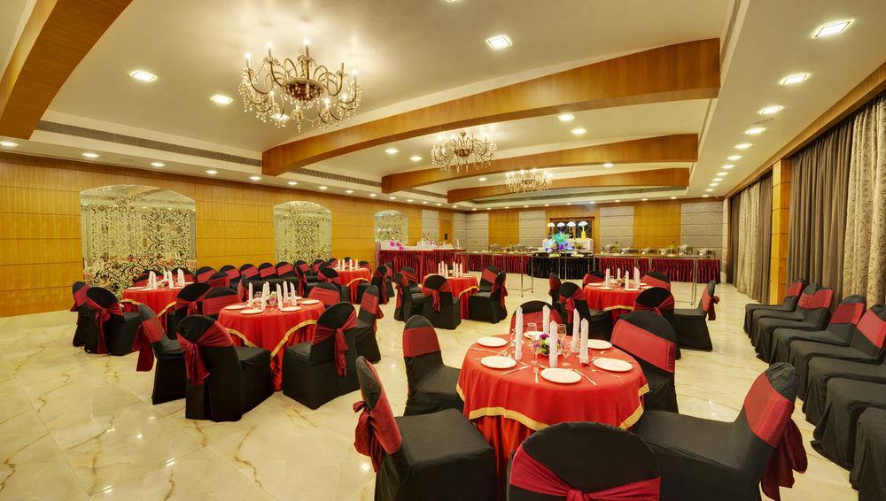 Hotel Babylon International Rāipur Exterior foto